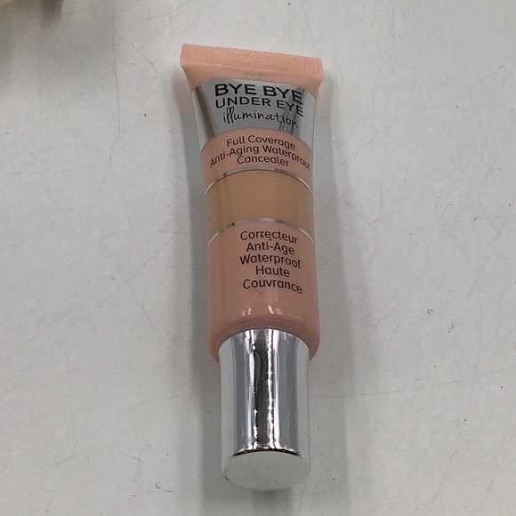 TWO PACK IT Cosmetics Bye Bye Under Eye Illumination Concealer shade 20.0 Medium - Picture 3 of 3